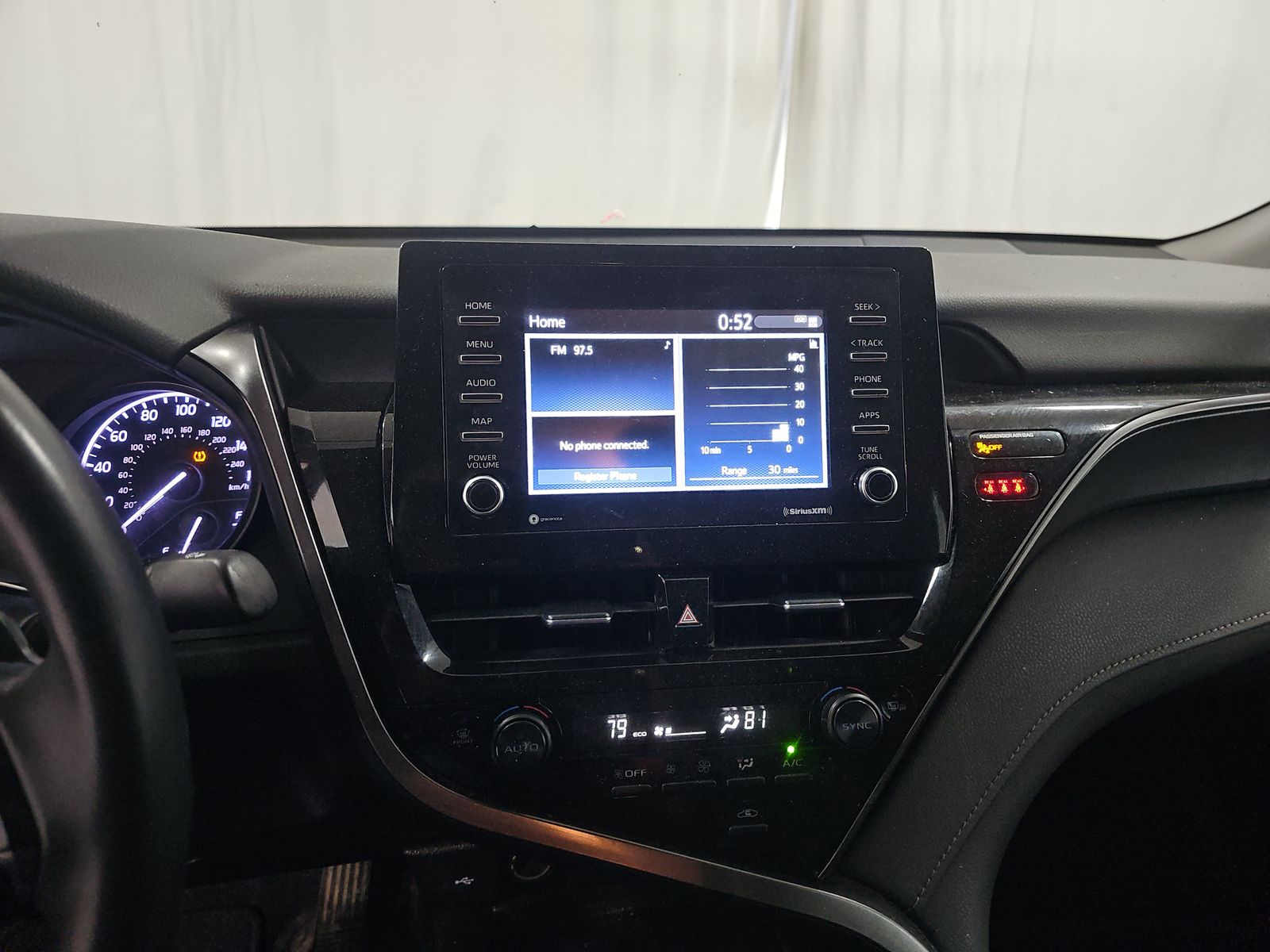 2024 Toyota Camry SE FWD