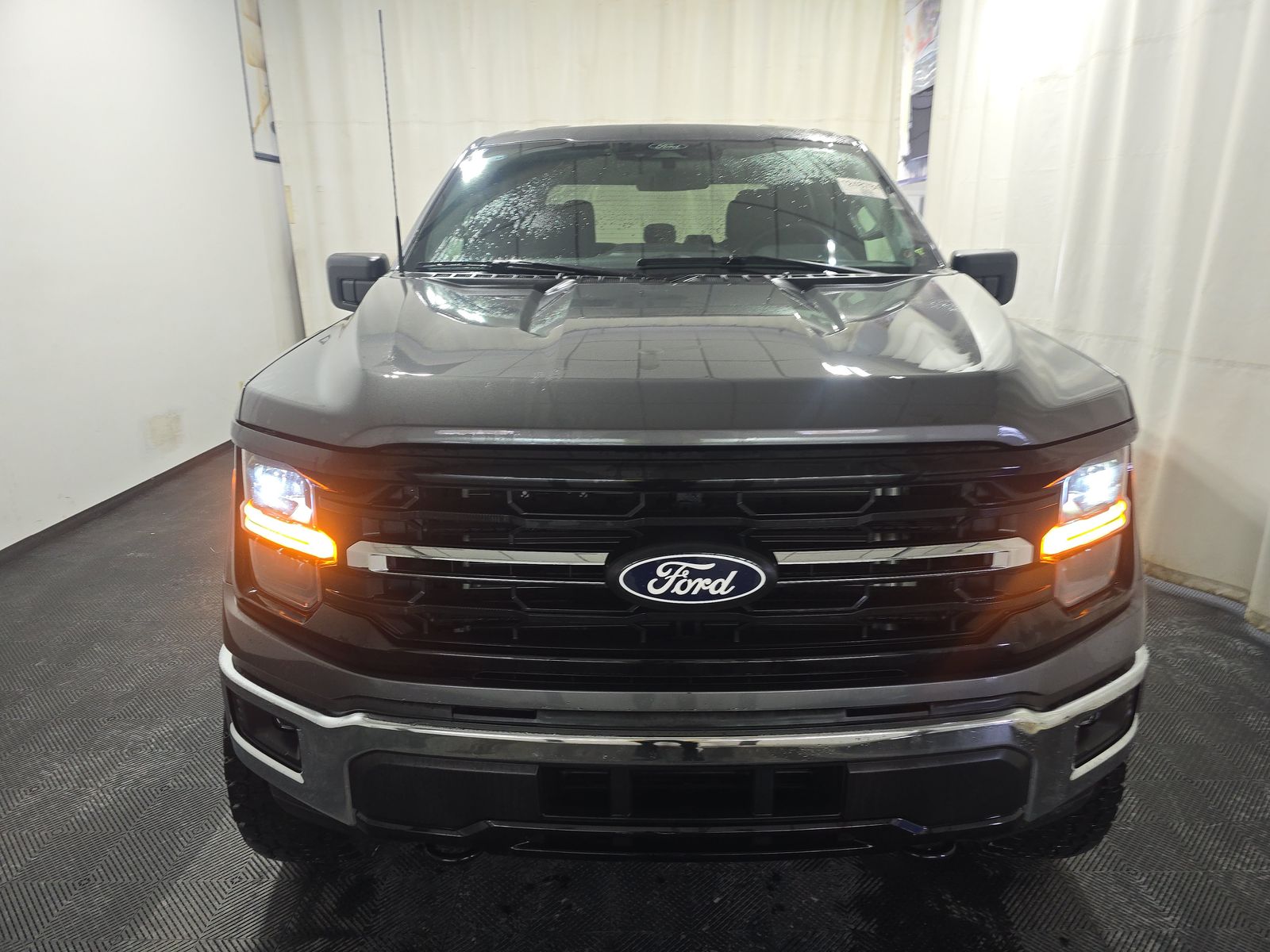 2025 Ford F-150 XLT AWD