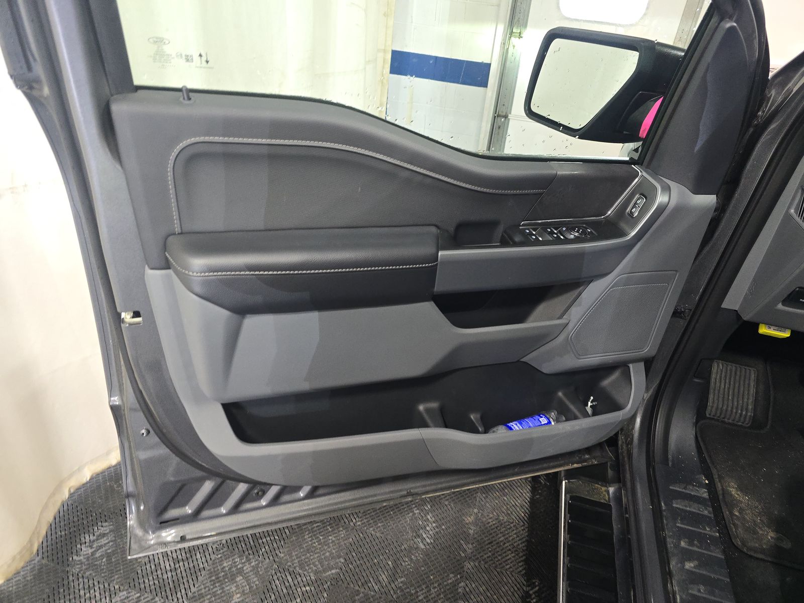 2025 Ford F-150 XLT AWD