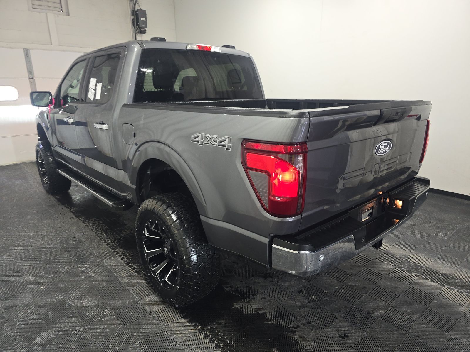 2025 Ford F-150 XLT AWD