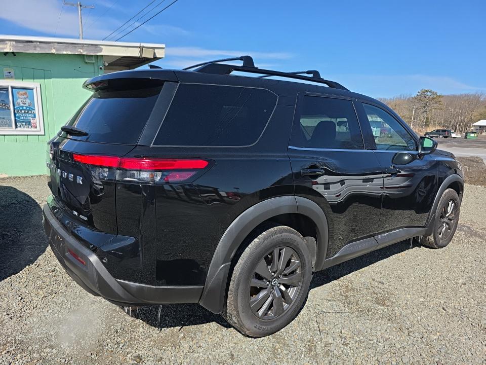 2022 Nissan Pathfinder SV AWD