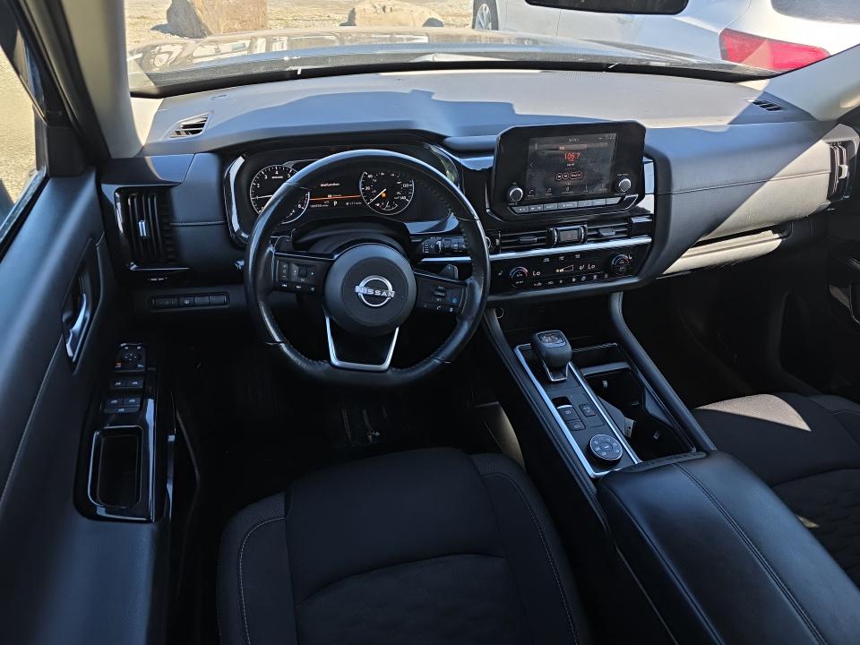 2022 Nissan Pathfinder SV AWD