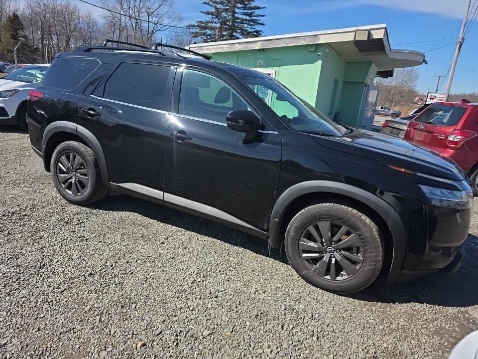 2022 Nissan Pathfinder SV AWD