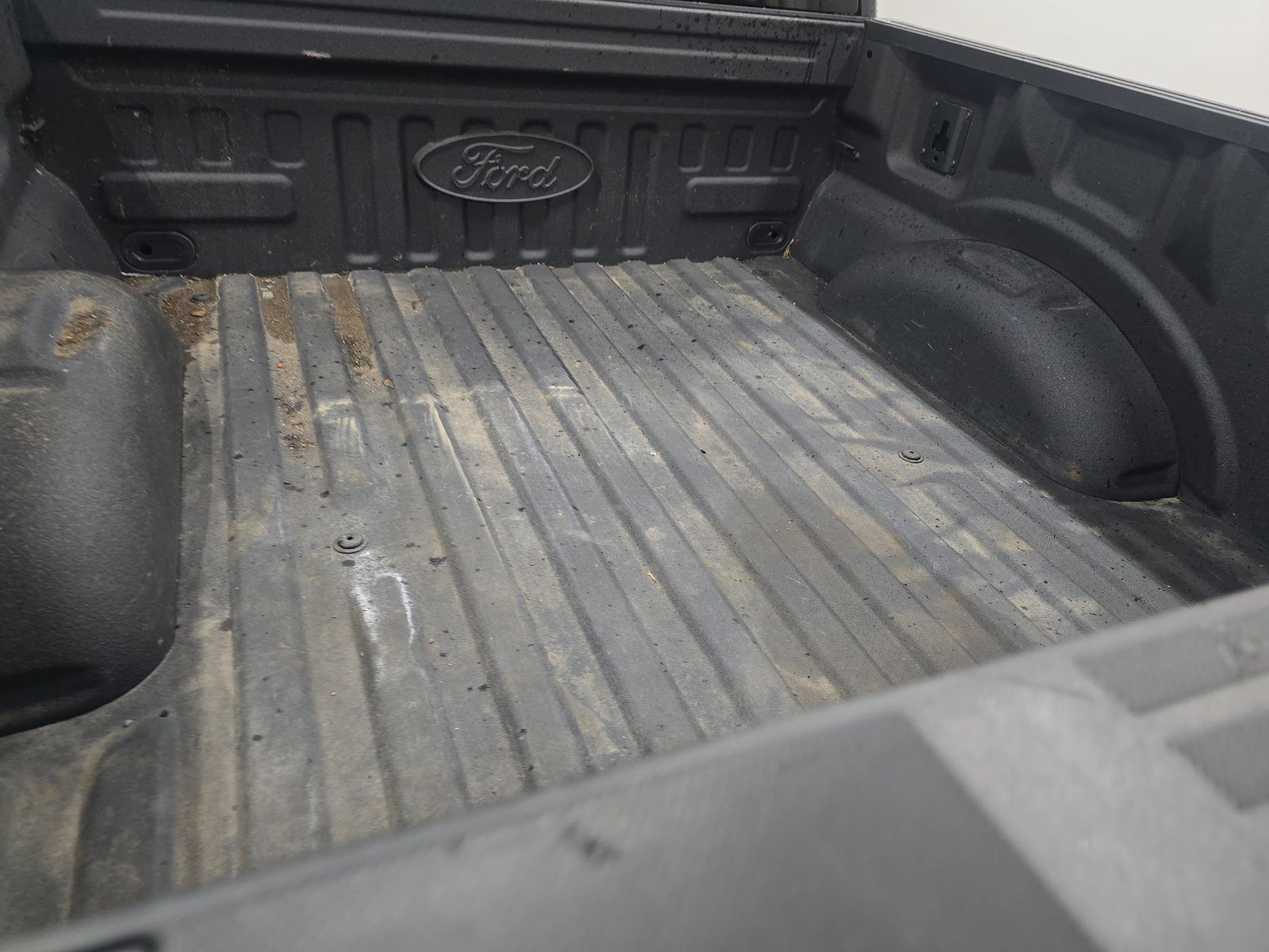 2023 Ford F-150 Hybrid Lariat AWD