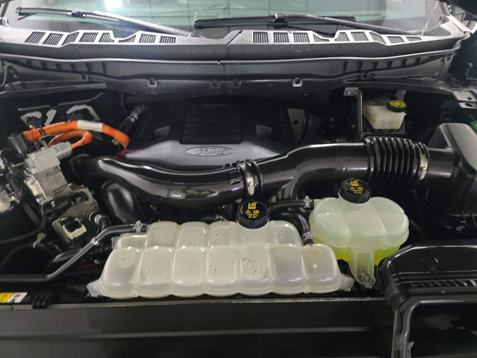 2023 Ford F-150 Hybrid Lariat AWD