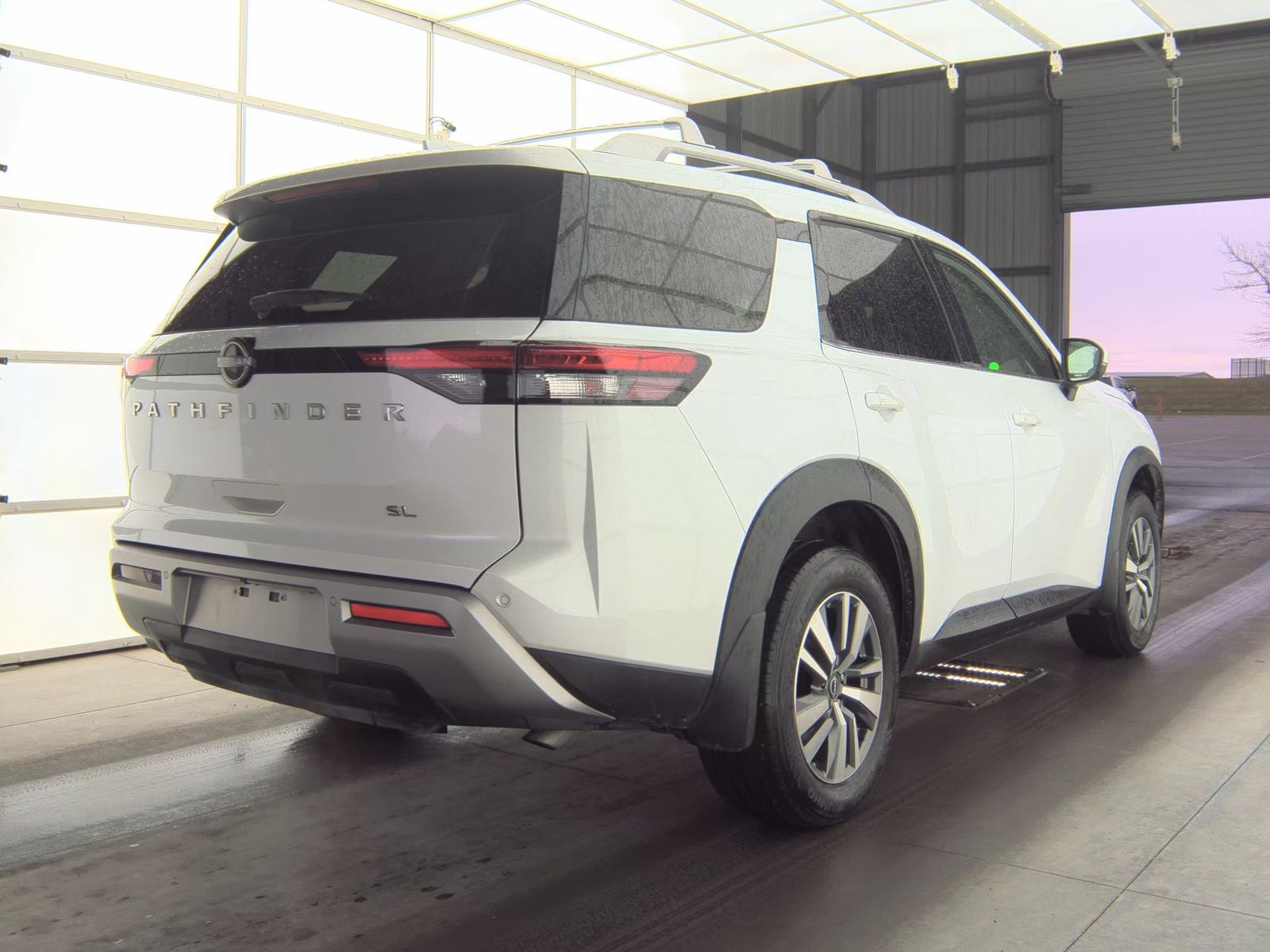 2025 Nissan Pathfinder SL FWD