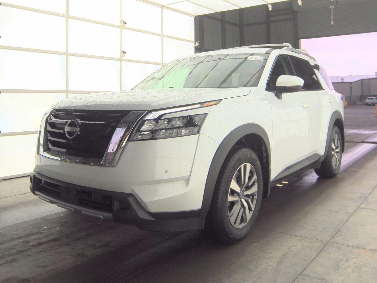 2025 Nissan Pathfinder SL FWD