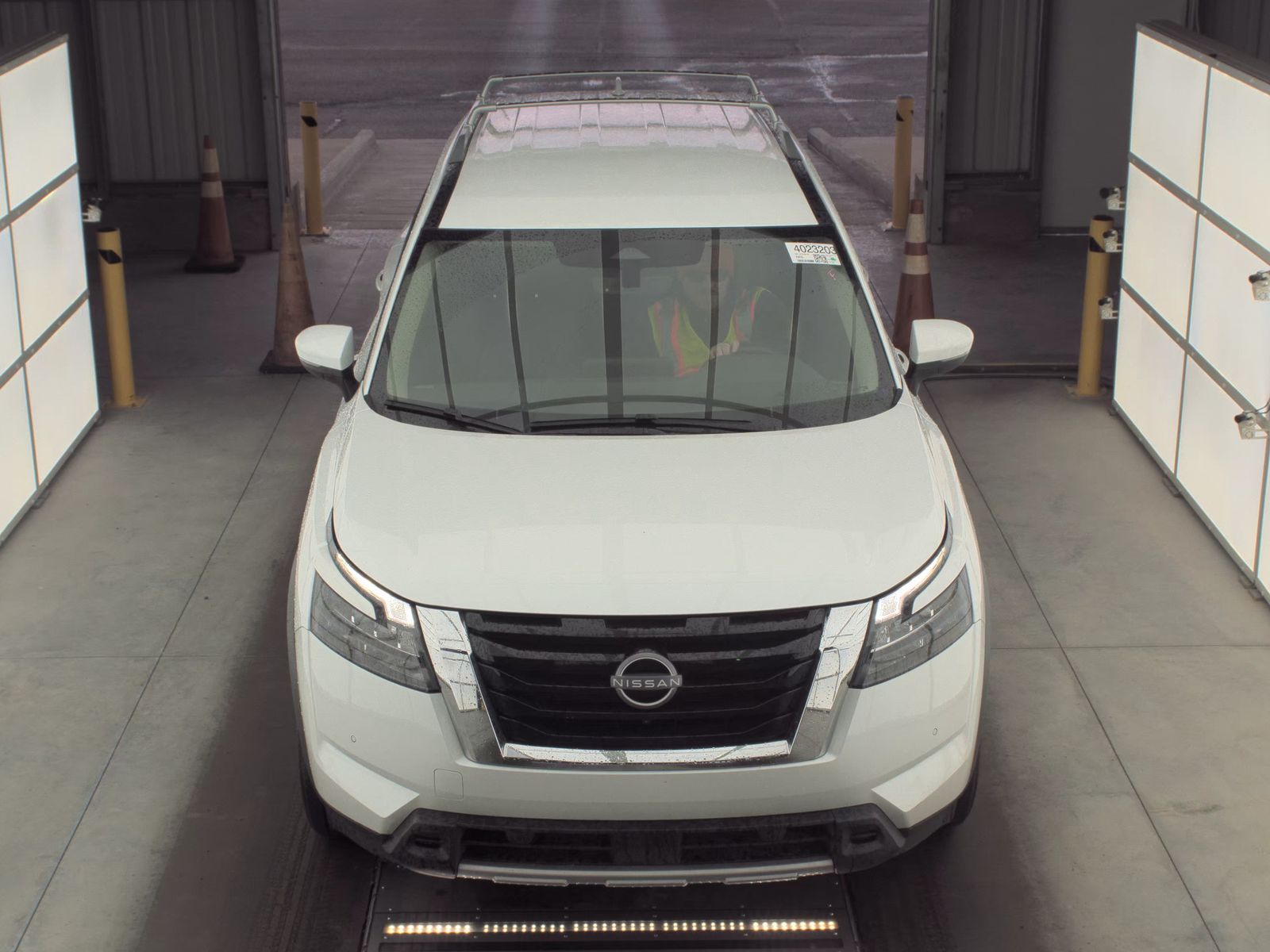 2025 Nissan Pathfinder SL FWD