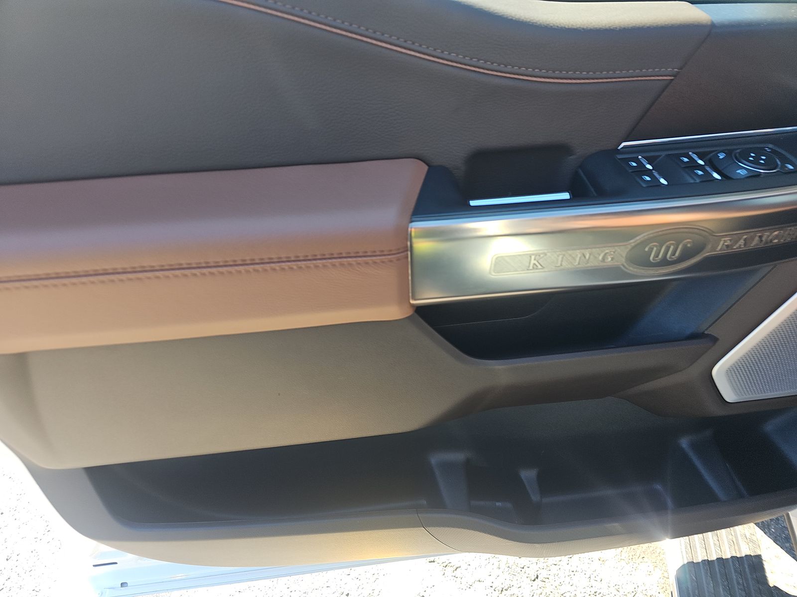 2024 Ford F-150 Hybrid King Ranch AWD