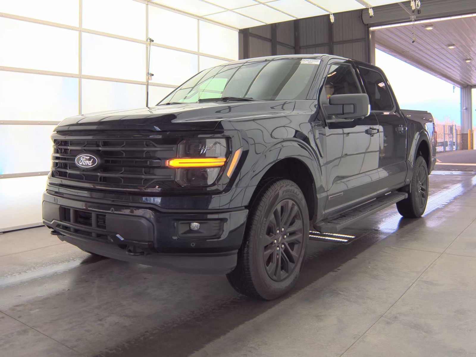 2025 Ford F-150 Hybrid XLT AWD