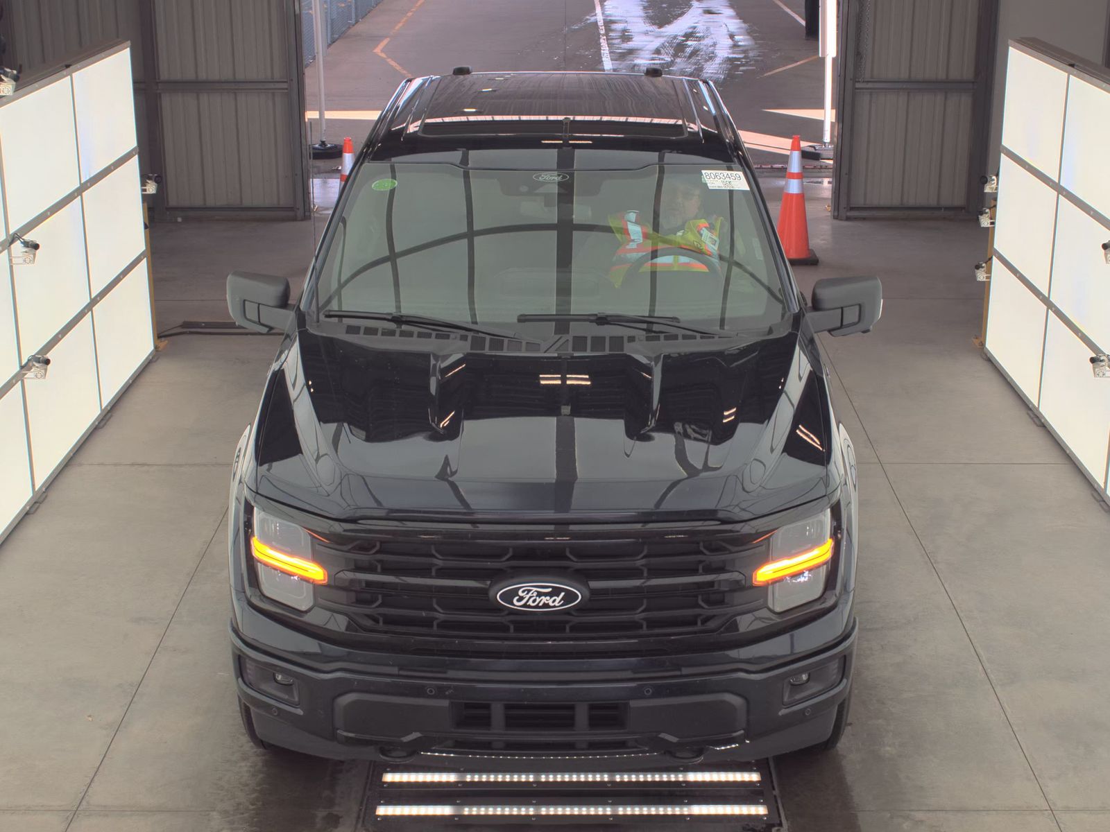 2025 Ford F-150 Hybrid XLT AWD