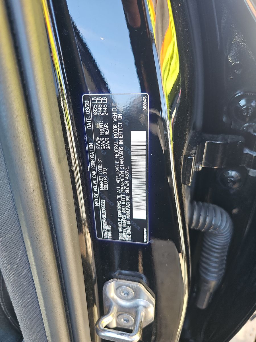 2020 Volvo S60 T5 Momentum FWD