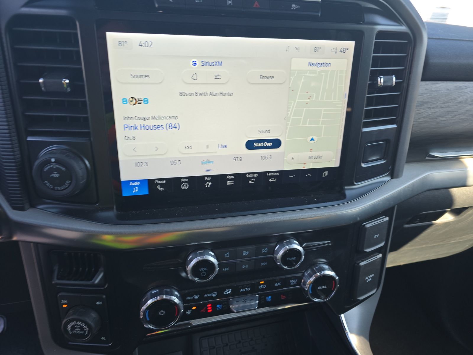 2024 Ford F-150 Hybrid Lariat AWD