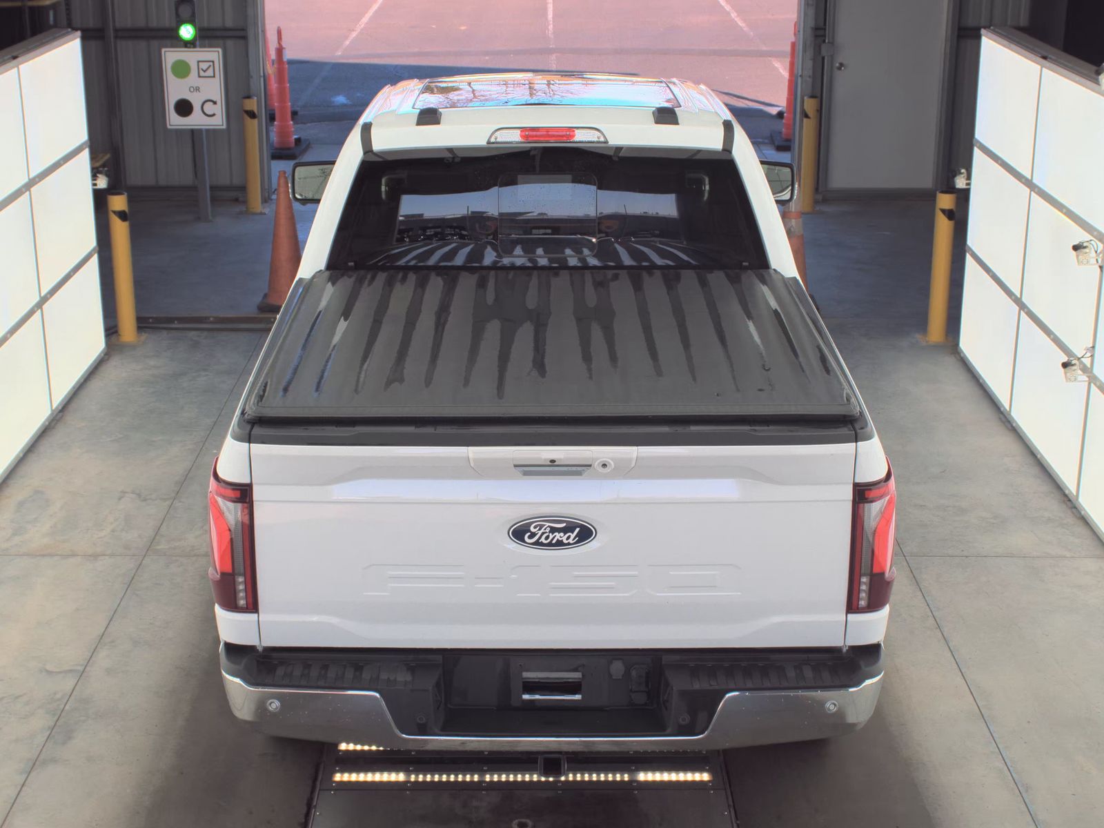 2024 Ford F-150 Hybrid Lariat AWD