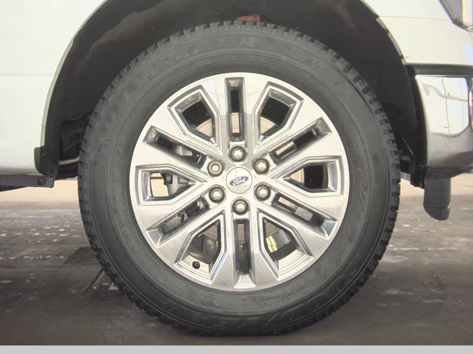 2024 Ford F-150 Hybrid Lariat AWD