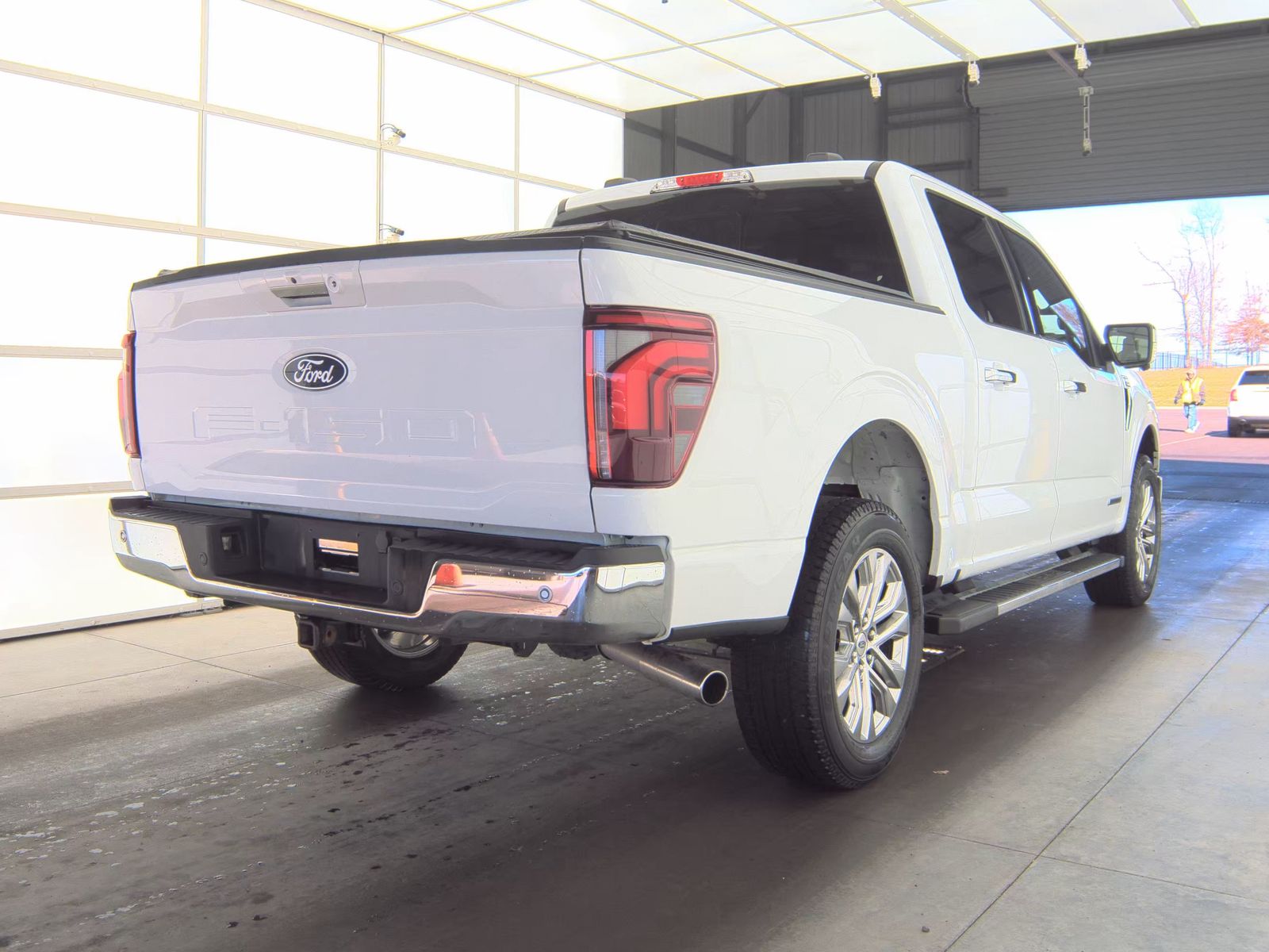 2024 Ford F-150 Hybrid Lariat AWD
