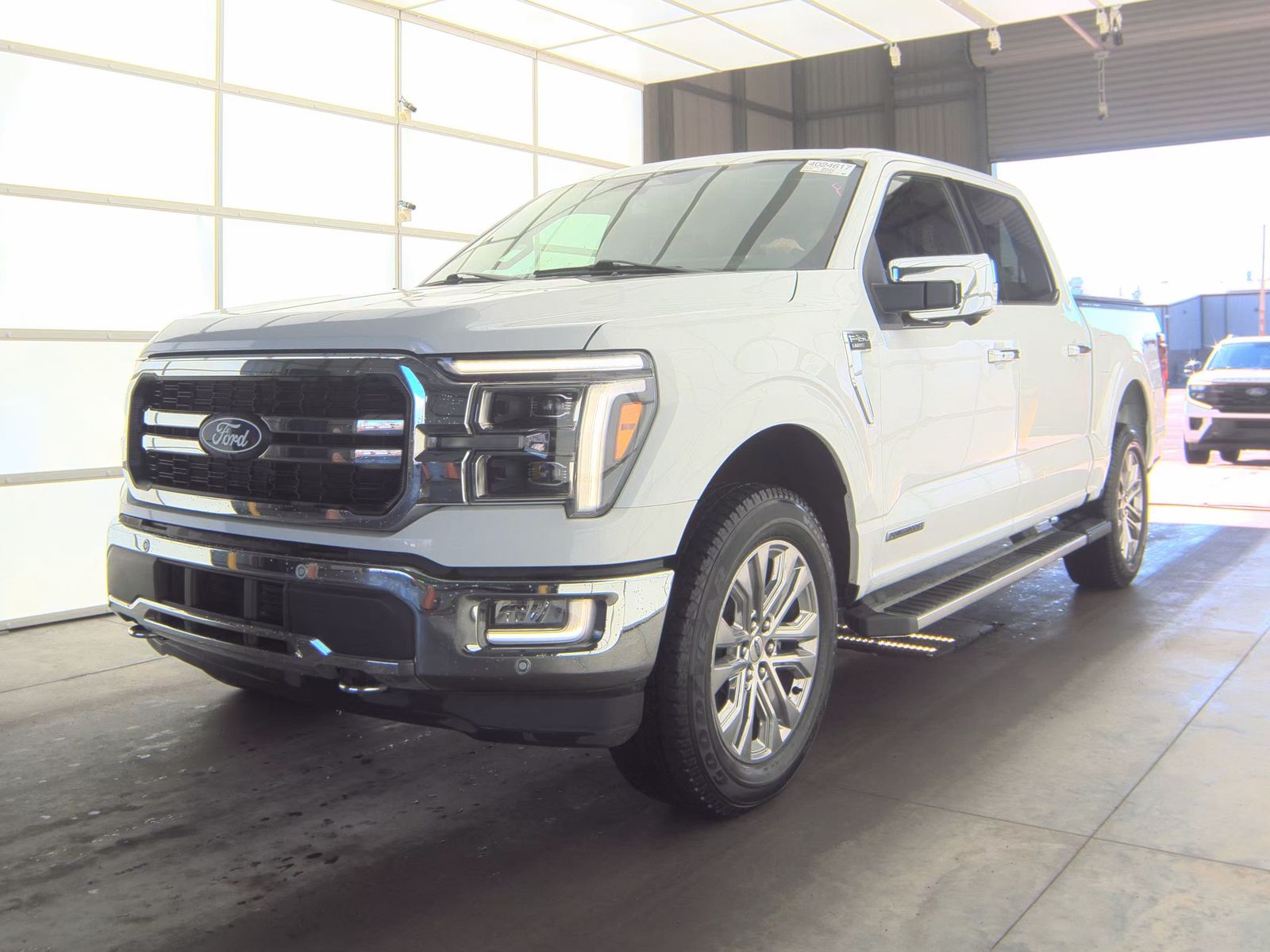 2024 Ford F-150 Hybrid Lariat AWD