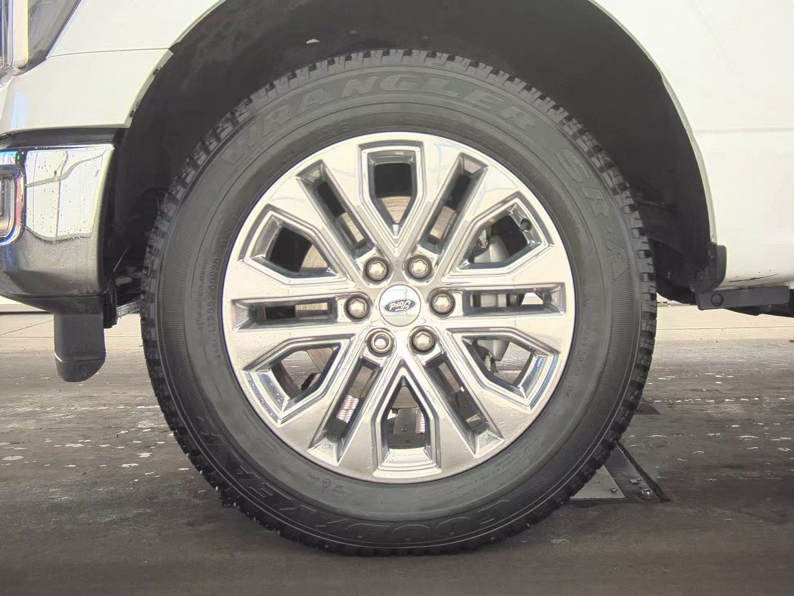 2024 Ford F-150 Hybrid Lariat AWD