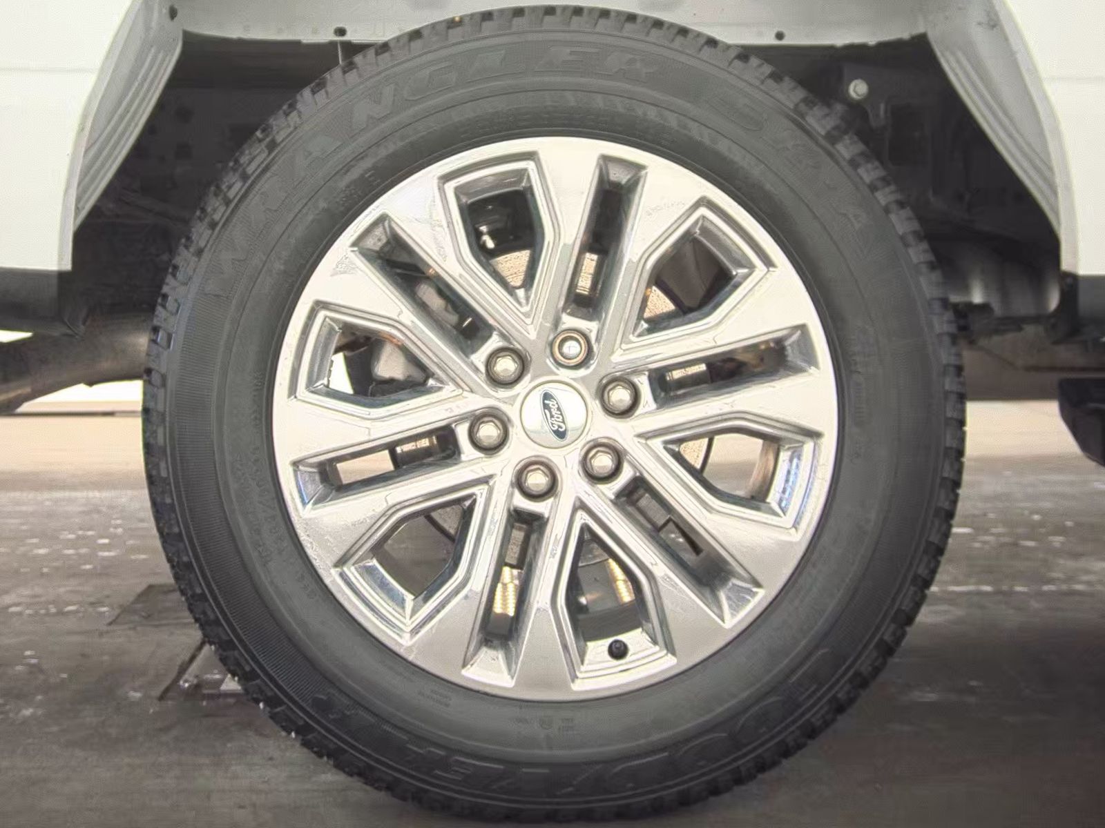 2024 Ford F-150 Hybrid Lariat AWD