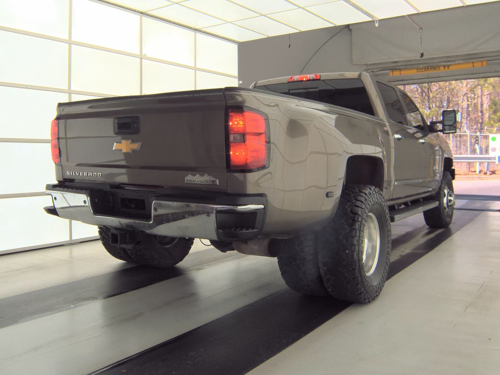 2015 Chevrolet Silverado 3500HD High Country AWD