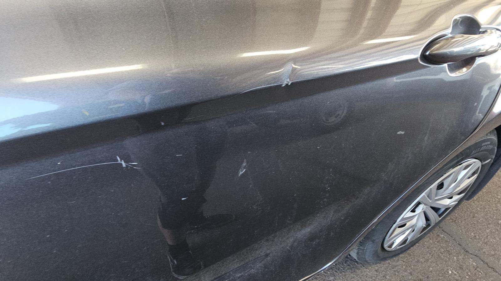 2020 Toyota Camry Hybrid LE FWD