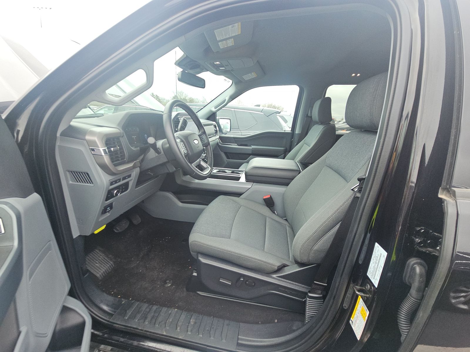 2024 Ford F-150 XLT AWD