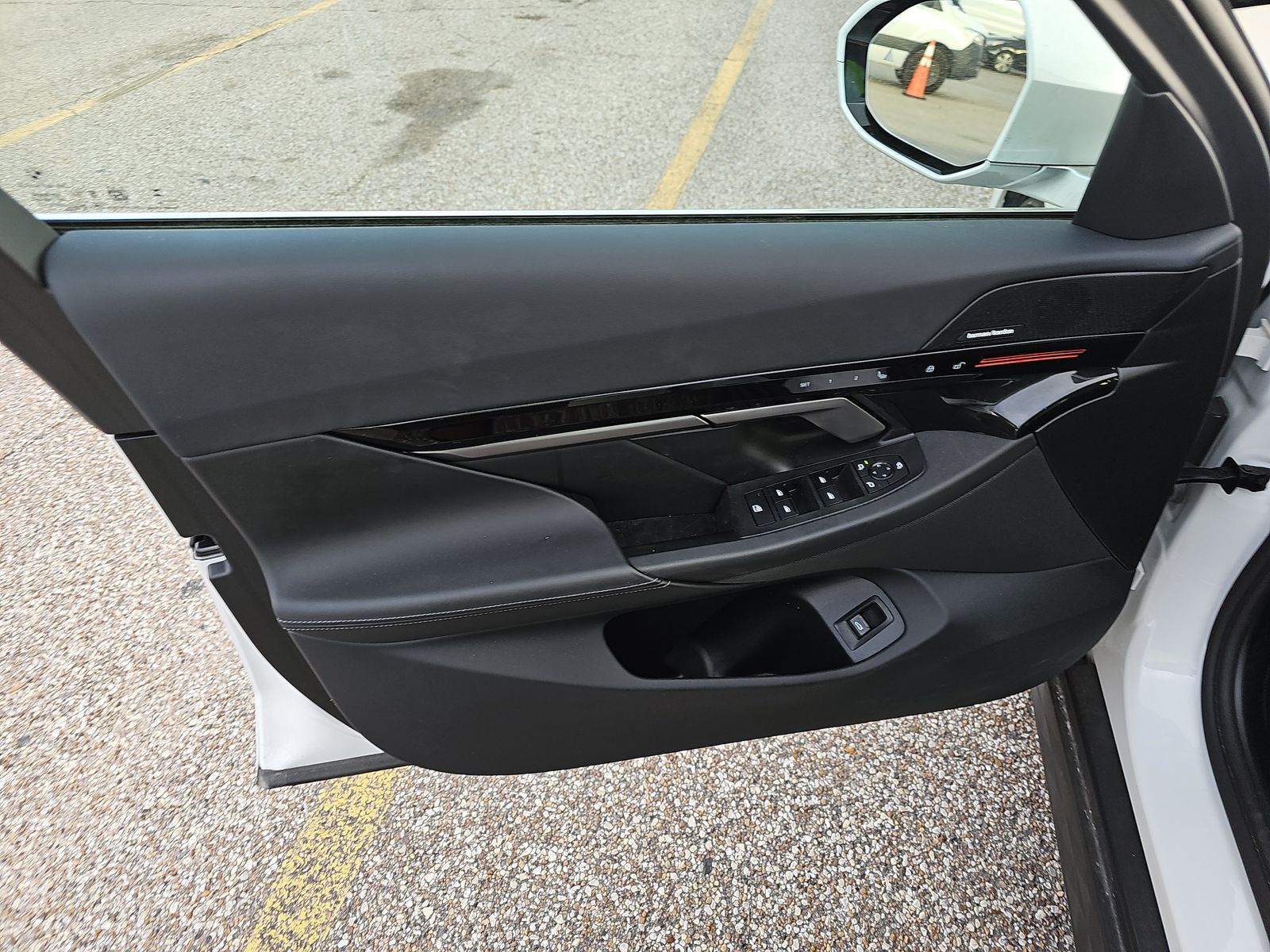 2025 BMW 5 Series 530i RWD