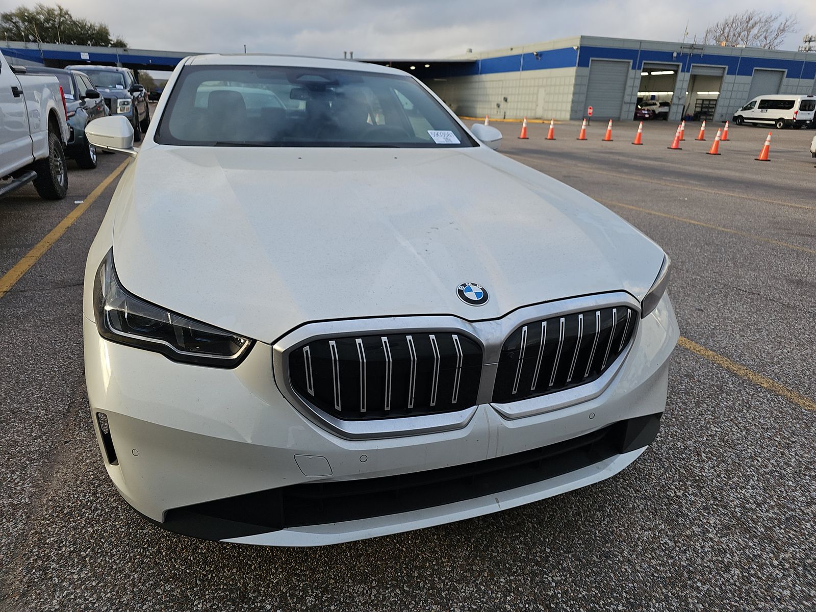 2025 BMW 5 Series 530i RWD