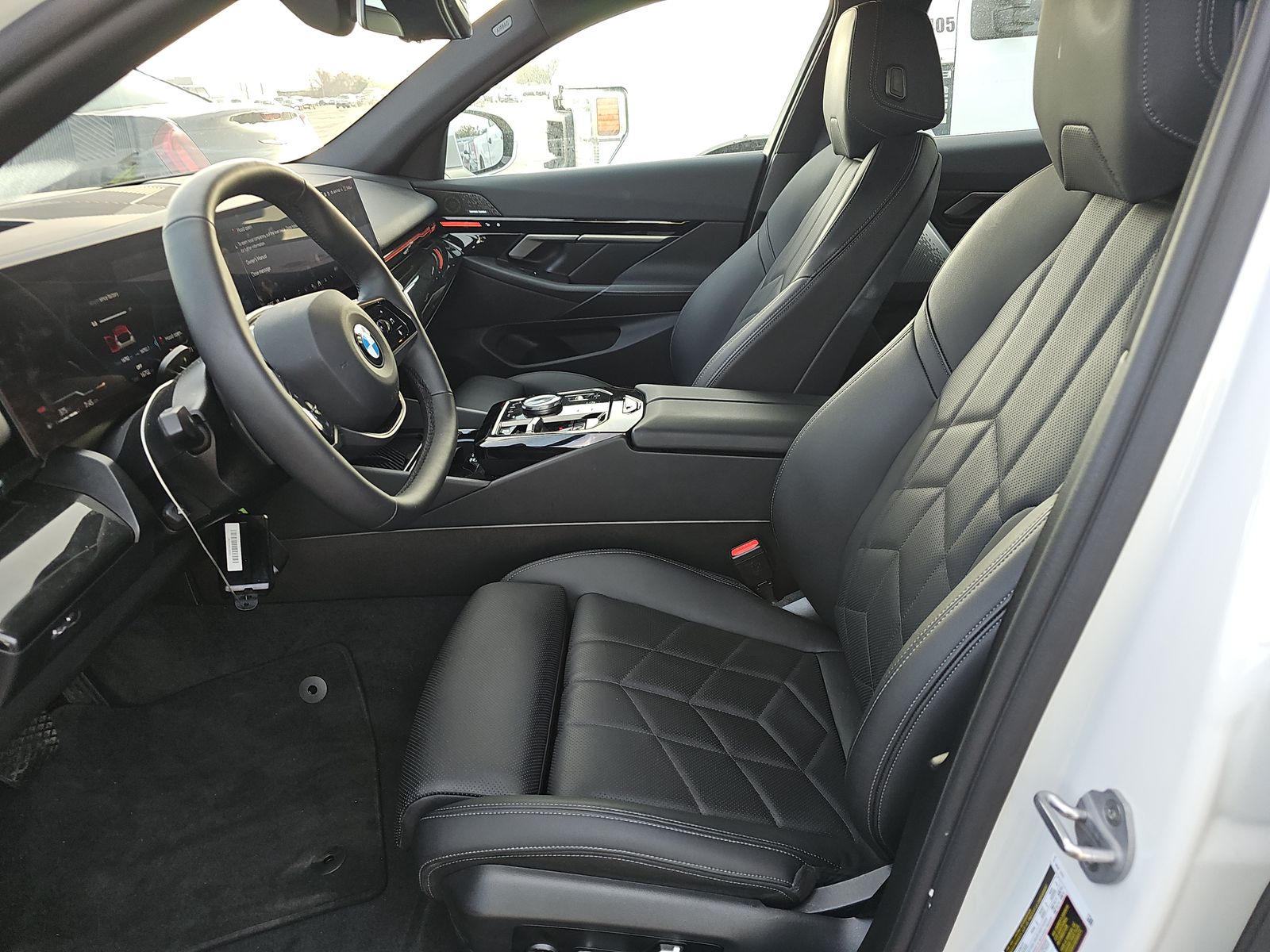 2025 BMW 5 Series 530i RWD