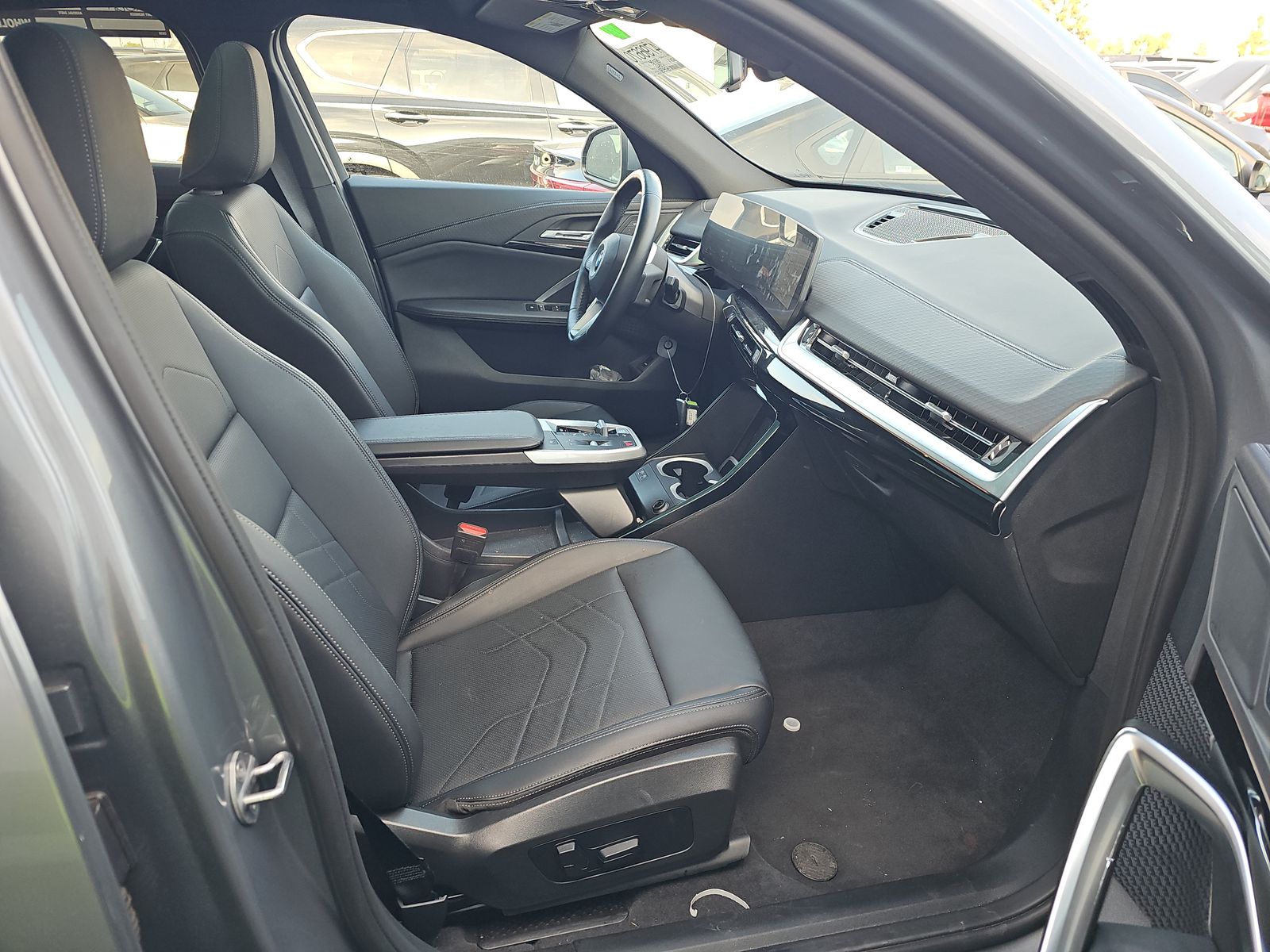 2025 BMW X2 xDrive28i AWD