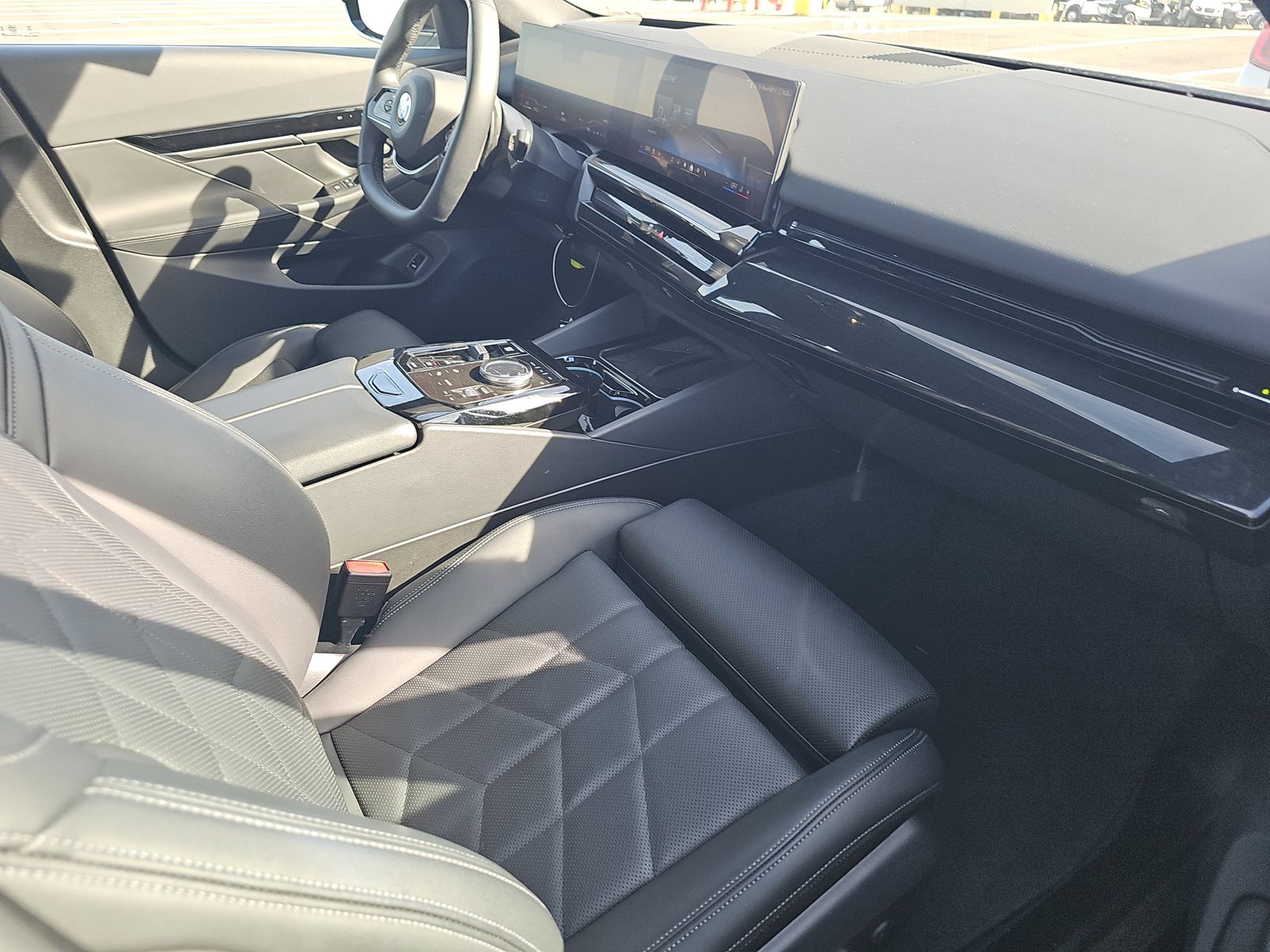 2025 BMW 5 Series 530i xDrive AWD