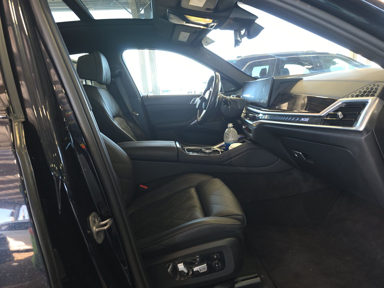 2025 BMW X6 xDrive40i AWD