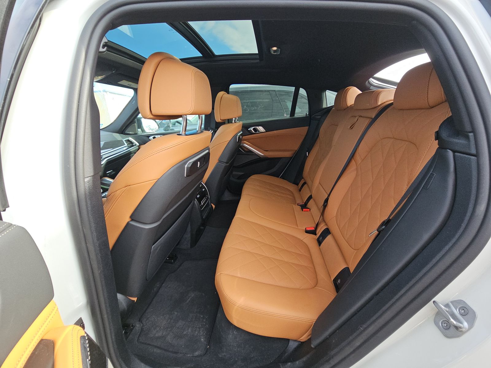 2026 BMW X6 M60i xDrive AWD