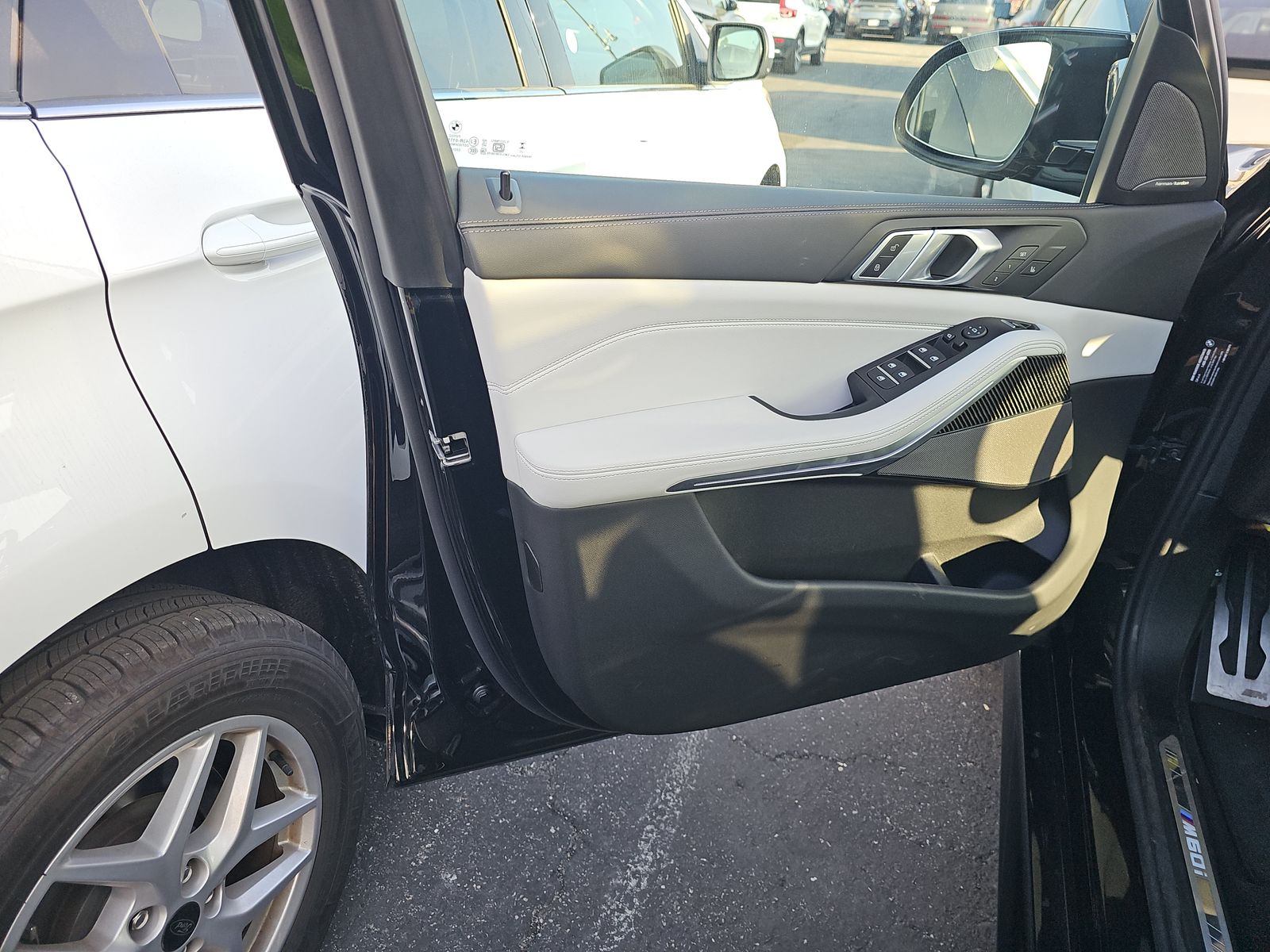 2026 BMW X5 M60i xDrive AWD