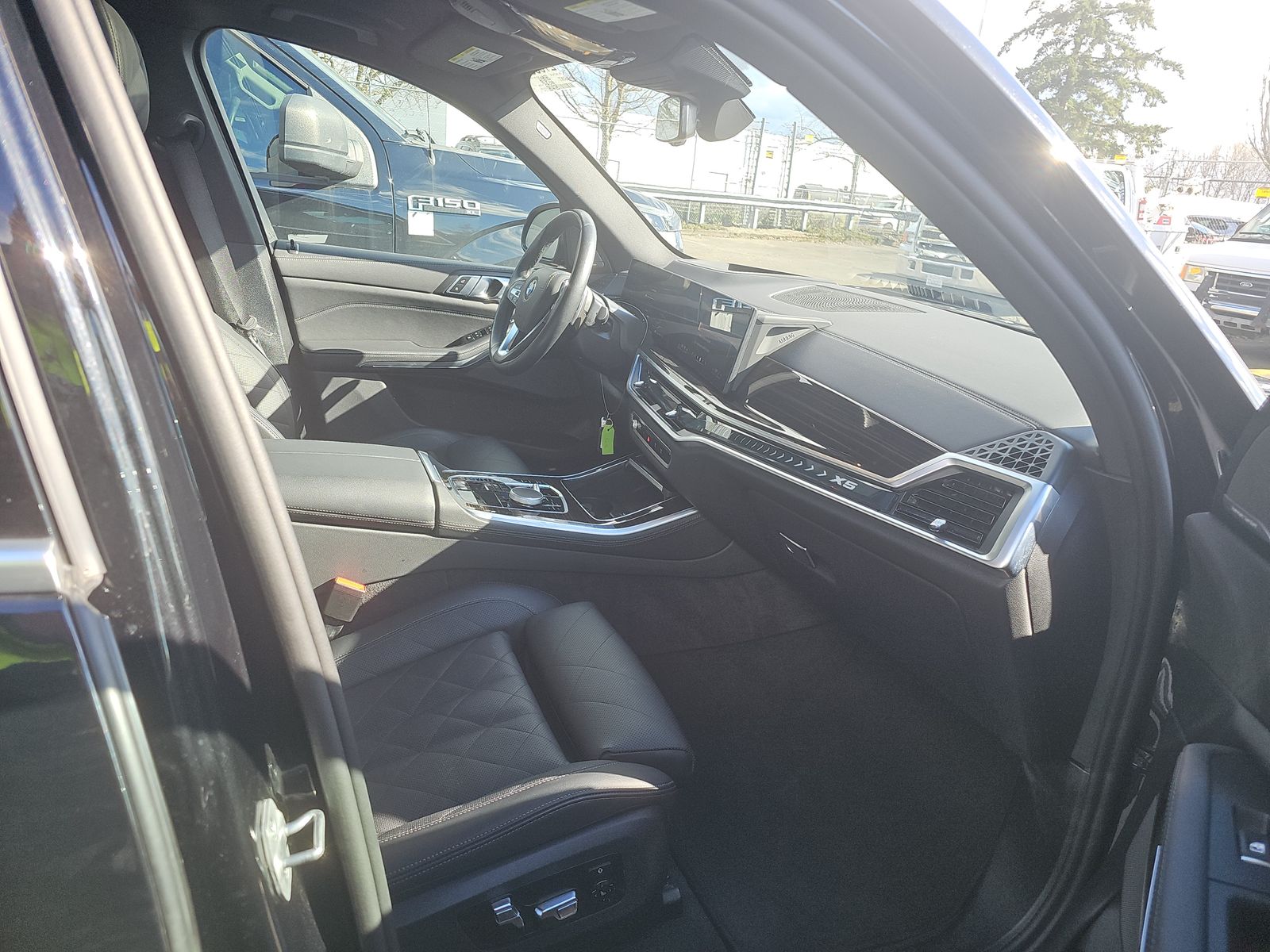 2025 BMW X5 xDrive40i AWD