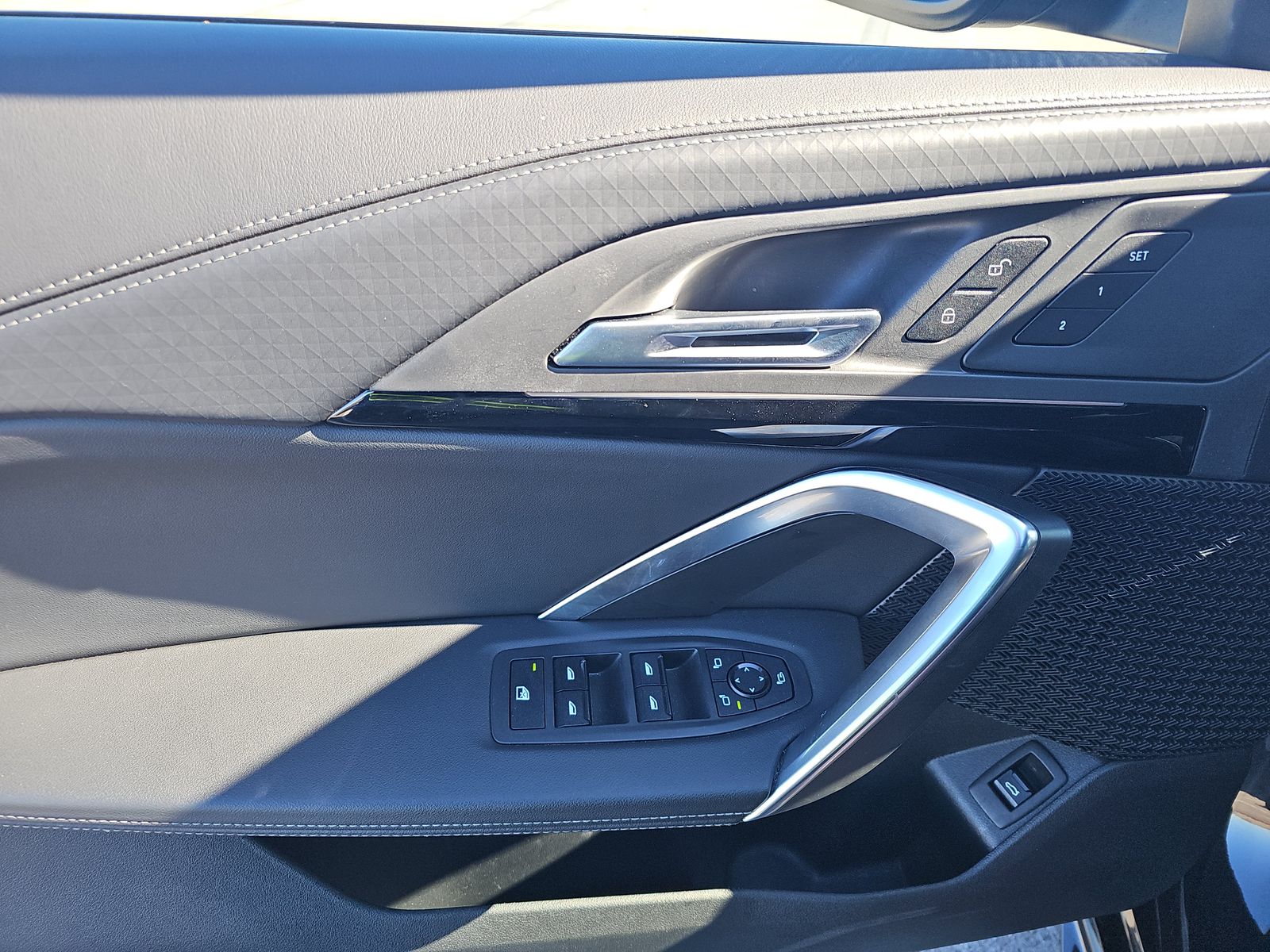 2025 BMW X2 xDrive28i AWD