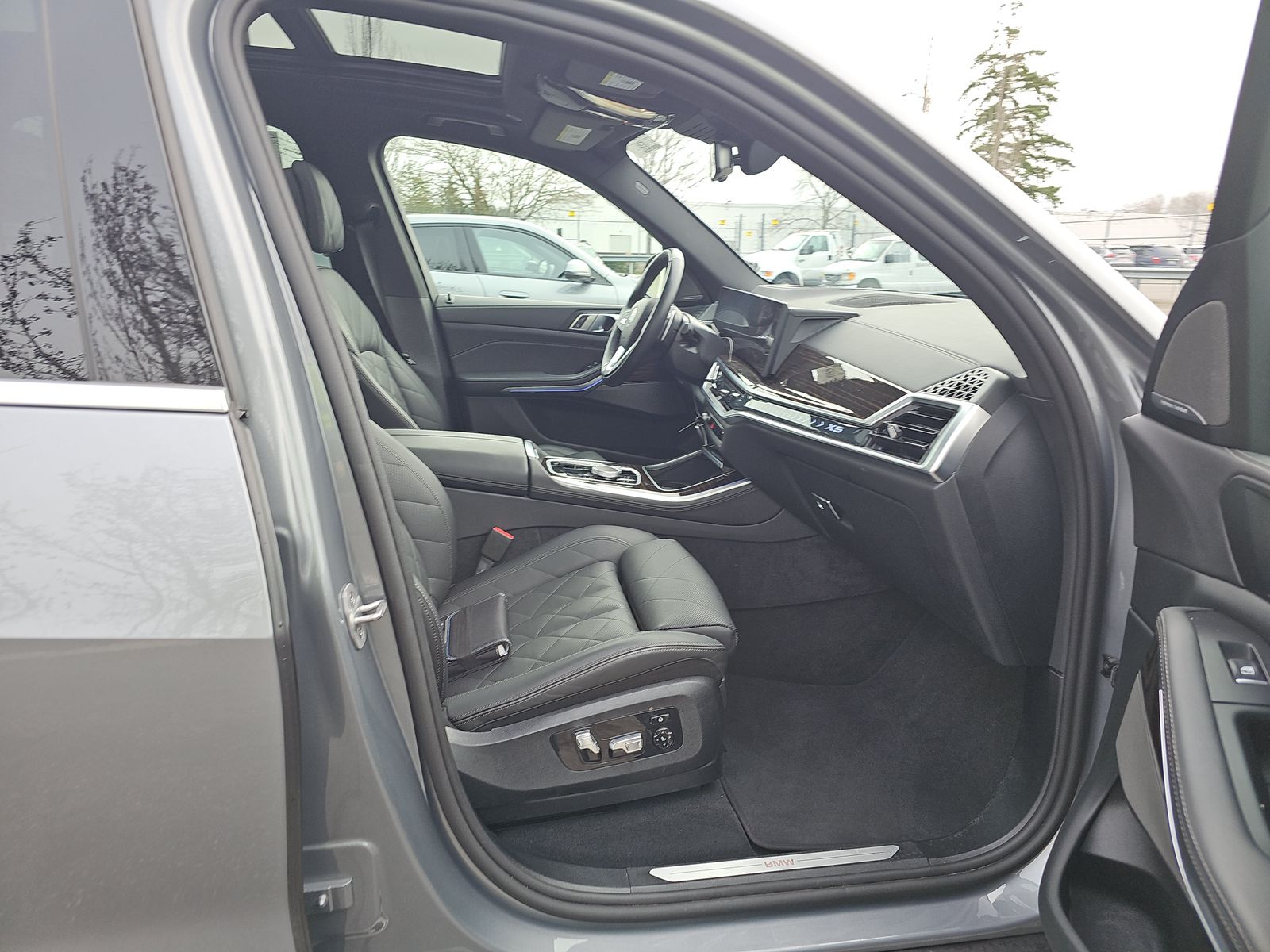 2025 BMW X5 xDrive40i AWD