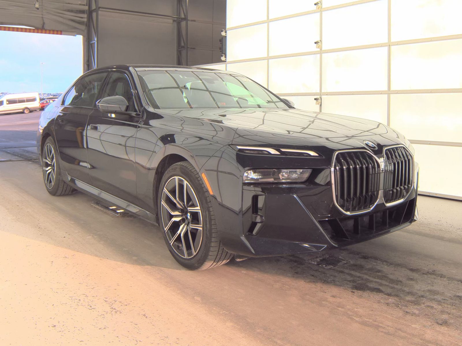 2025 BMW 7 Series 740i xDrive AWD