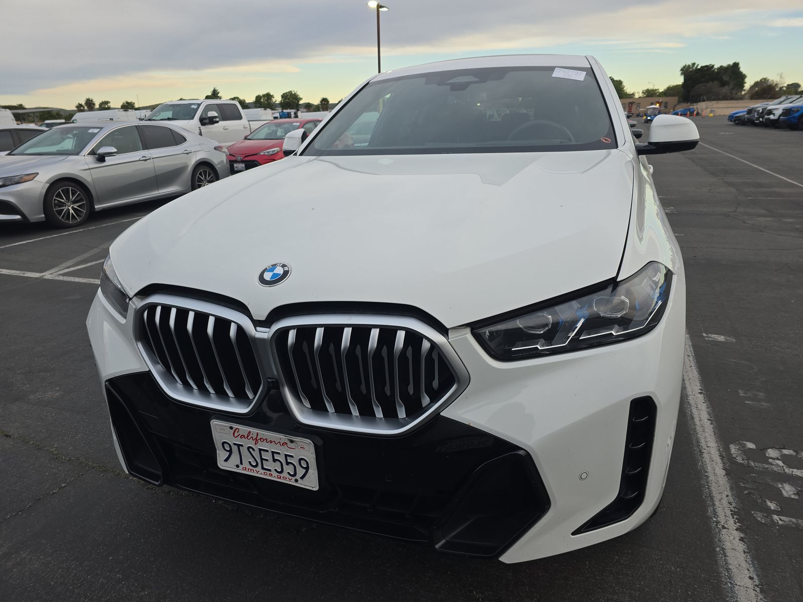 2026 BMW X6 xDrive40i AWD