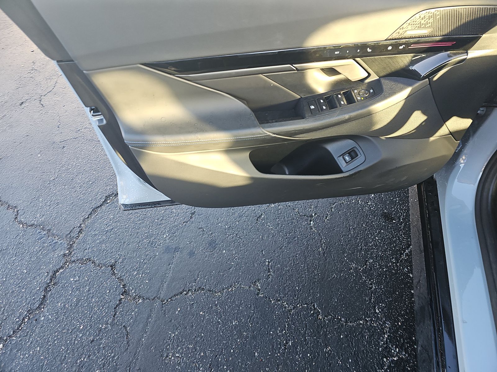 2025 BMW 5 Series 530i RWD