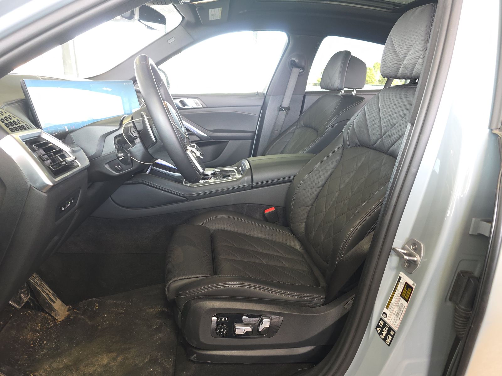 2026 BMW X6 xDrive40i AWD