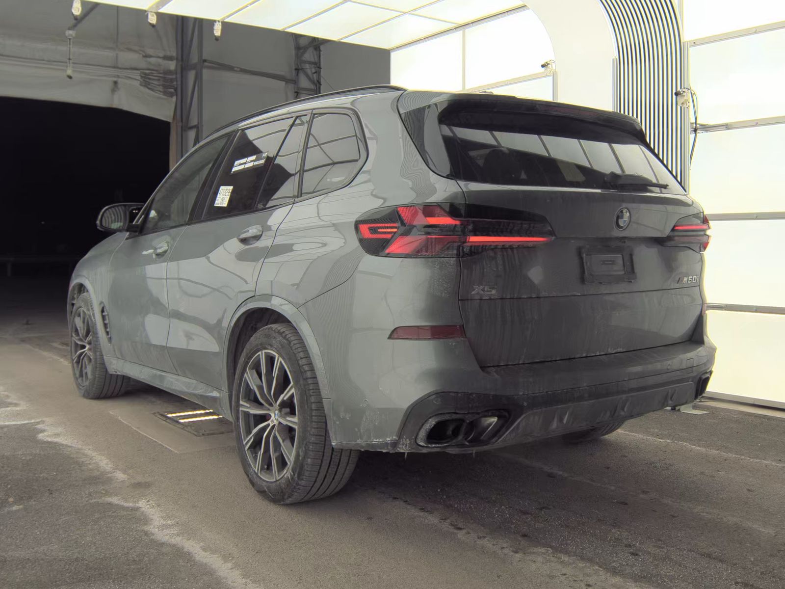2026 BMW X5 M60i xDrive AWD