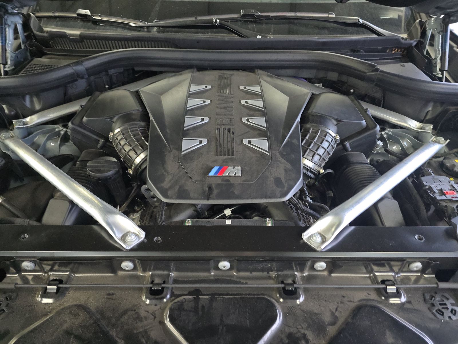 2026 BMW X5 M60i xDrive AWD