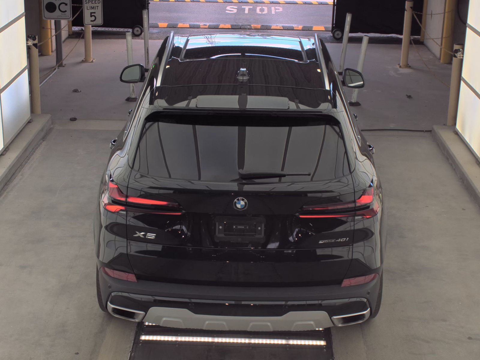 2026 BMW X5 sDrive40i FWD