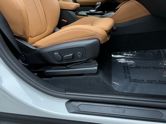 2025 BMW X4 xDrive30i AWD