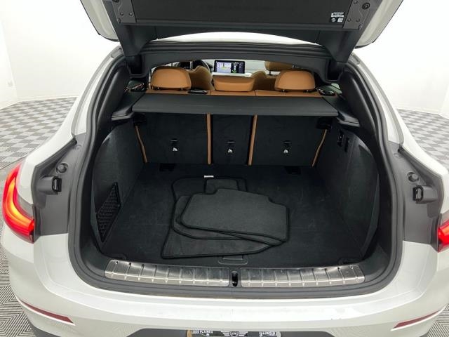 2025 BMW X4 xDrive30i AWD