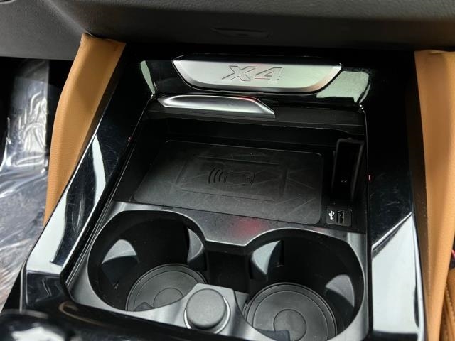 2025 BMW X4 xDrive30i AWD