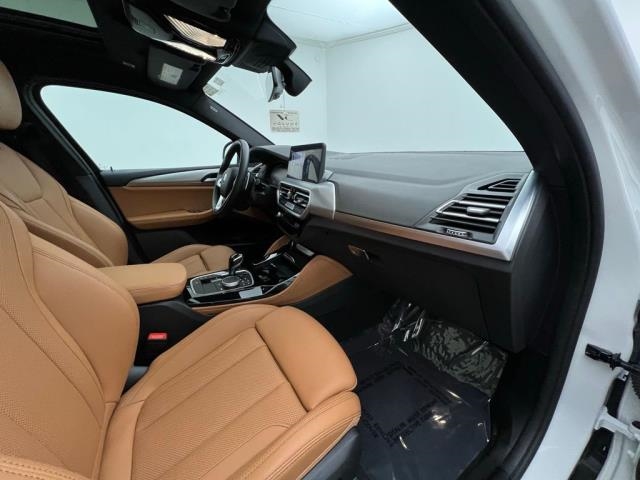 2025 BMW X4 xDrive30i AWD