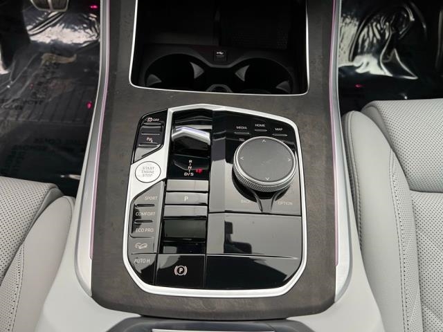 2025 BMW X5 xDrive40i AWD