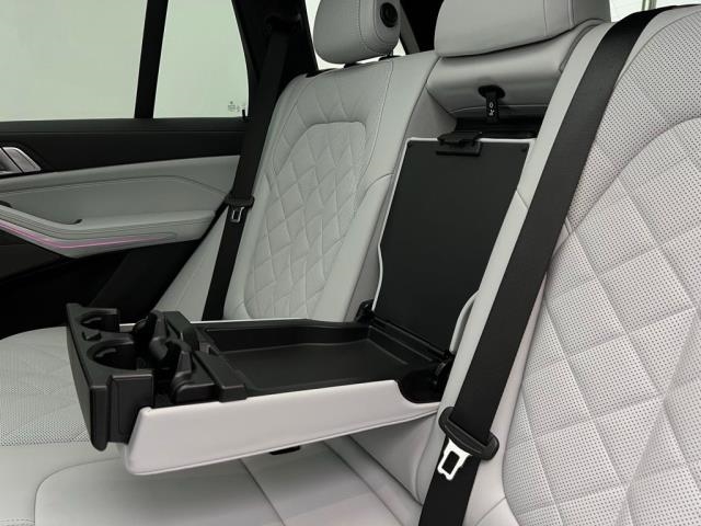 2025 BMW X5 xDrive40i AWD